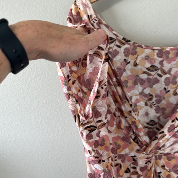 Willow + Root Twisted Open Back Top Versatile Floral Print Medium Multi Color - Picture 9 of 15
